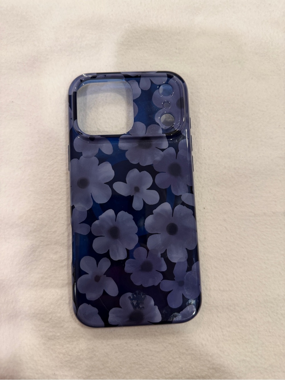 Midnight Blossom iPhone 17 pro max case